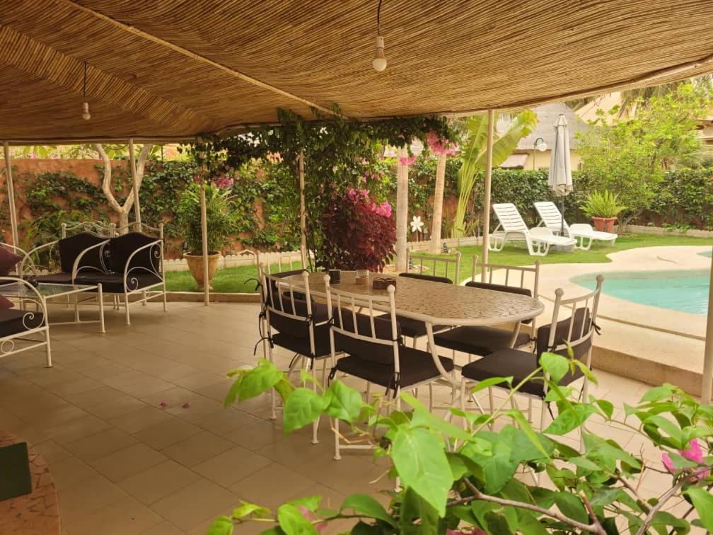Villa Bord De Mer Avec Piscine Sali Tapé Exteriér fotografie